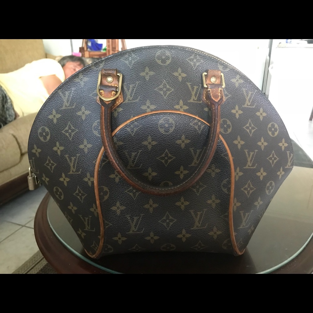 Louis Vuitton travel bag